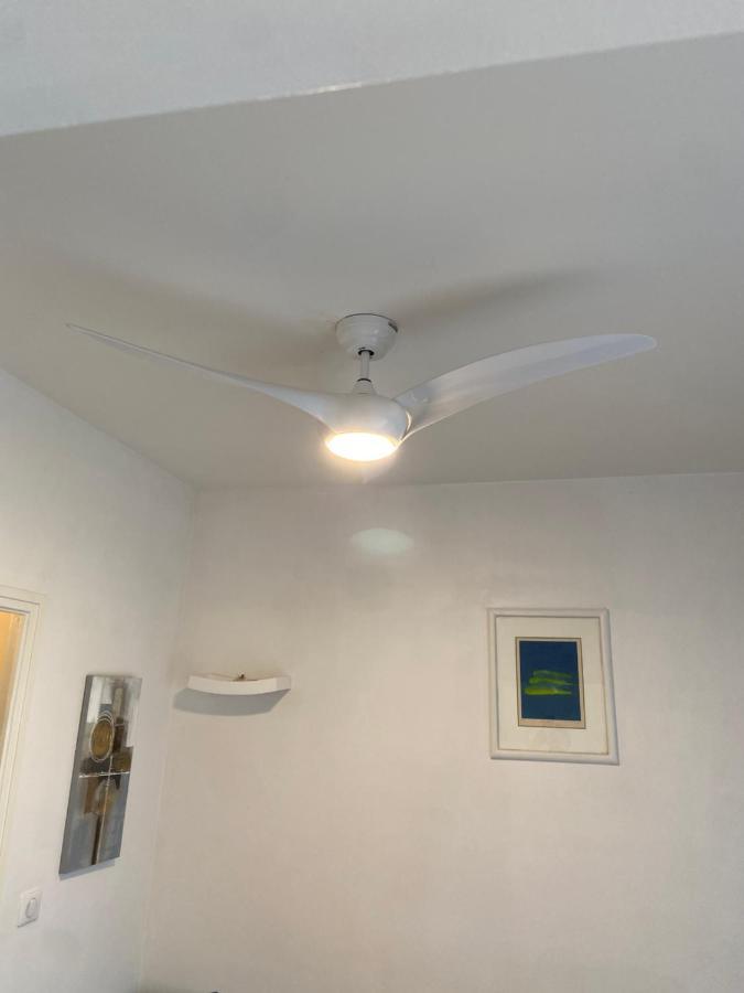 Appartement Le 63* à Trinité  Extérieur photo